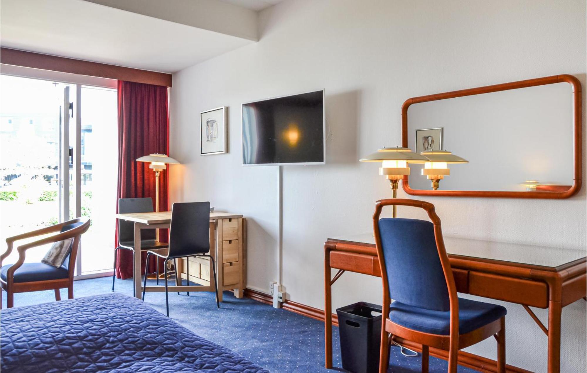 Nice Apartment In Helsingor With Wifi Extérieur photo